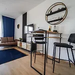 Central Suite